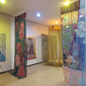 Photography titled "Exposição BATIKBAZA…" by Narda Lunardi, Original Artwork