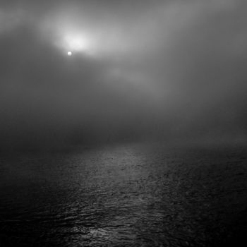 Fotografia intitolato "misty water" da Walkingsea, Opera d'arte originale