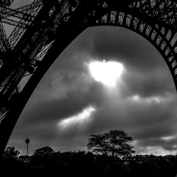 Photography titled "un coeur d'Eiffel" by Walkingsea, Original Artwork