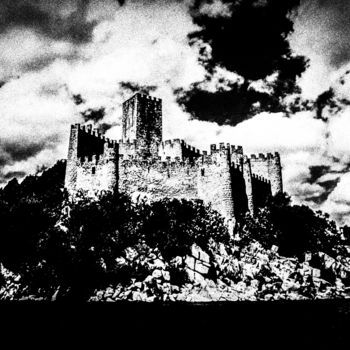 Fotografia intitolato "Almourol Castle" da Walkingsea, Opera d'arte originale