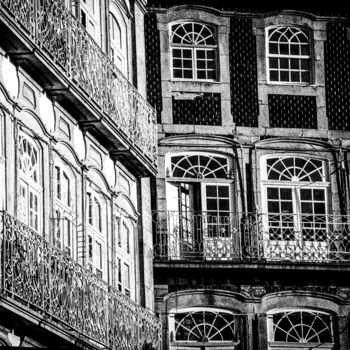 Fotografia intitolato "Guimarães houses..." da Walkingsea, Opera d'arte originale