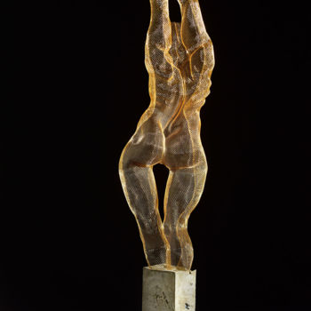 Escultura titulada "Reaching Out" por Ofer Rubin, Obra de arte original, Metales