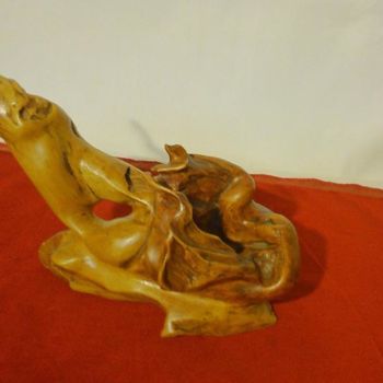 Sculpture titled "escargot" by Olivier Nogrette, Original Artwork, Wood