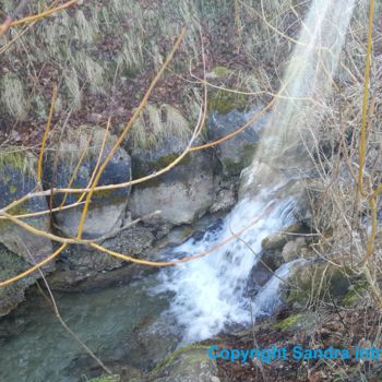 Fotografie mit dem Titel "LICHT WASSER STRAHL" von Omsurya Sandra Inti Ruphay, Original-Kunstwerk