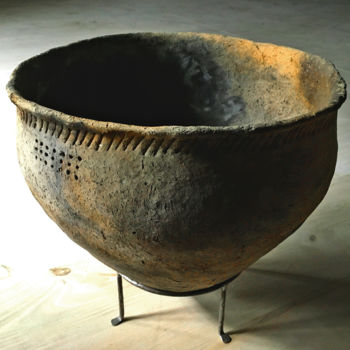 Diseño titulada "pot néolithique «na…" por Ona Volungeviciute, Obra de arte original, Objetos