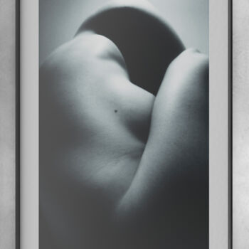 Fotografía titulada "egg" por Ordo Abkao, Obra de arte original, Fotografía digital
