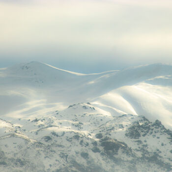 Photography titled "mountain and snow" by Orhan Güldeste, Original Artwork, Non Manipulated Photography