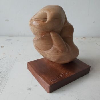 雕塑 标题为“To catch” 由Osuch-Sculptures, 原创艺术品, 木
