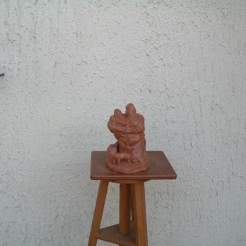 Sculpture intitulée "La paysanne, l'enfa…" par Ours Gris, Œuvre d'art originale