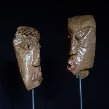 Escultura intitulada ""Confidences gênant…" por Pagès Du Pilou, Obras de arte originais, Pedra