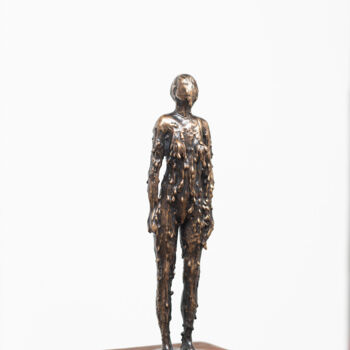 Sculpture titled "mirada fija , duelo…" by Pancho Porto Escultura, Original Artwork, Bronze