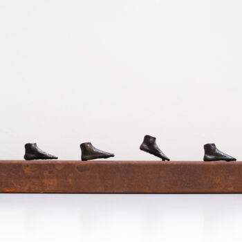 Sculpture intitulée "sequence of a steep…" par Pancho Porto Escultura, Œuvre d'art originale, Coulage