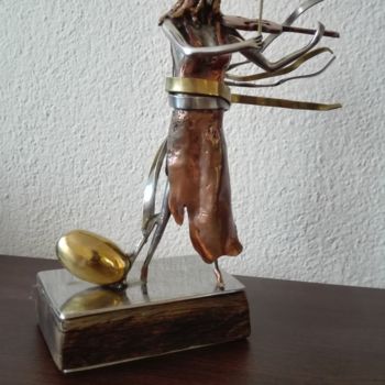 Sculpture titled "girl-with-violin-1.…" by Macko, Original Artwork, Metals