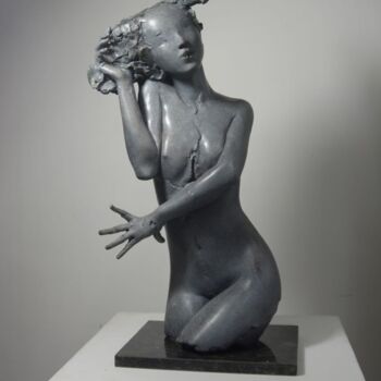Sculptuur getiteld "Orioles" door Jiyou Piao, Origineel Kunstwerk, Gietwerk