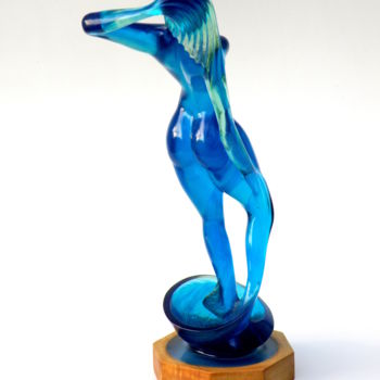 Скульптура под названием "VENUSIA" - Pascal Vaussanvin, Подлинное произведение искусства, Смола