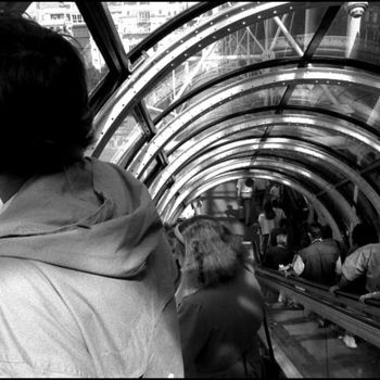 Fotografía titulada "Paris - Beaubourg 3" por Pascaline, Obra de arte original, Fotografía analógica