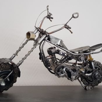 Sculpture intitulée "Sculpture Moto Chop…" par Pat, Œuvre d'art originale, Métaux