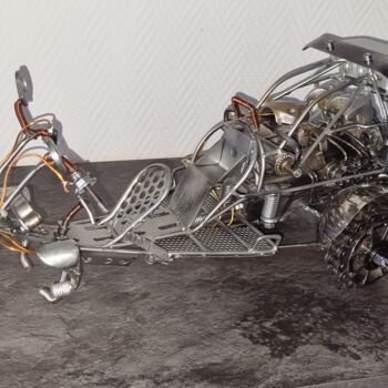 Sculptuur getiteld "Sculpture Trike ave…" door Pat, Origineel Kunstwerk, Metalen