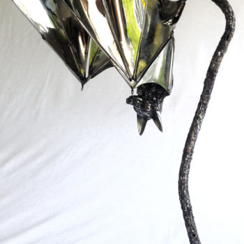 Sculpture titled "Te chauve pas souri" by Bueno Patrice, Original Artwork, Metals