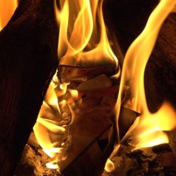 Fotografie getiteld "feu de cheminee N°1" door Patricia Saulais, Origineel Kunstwerk, Digitale fotografie