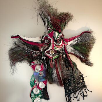 Sculpture titled "Masque à la plume" by Patrick Danion (spasp), Original Artwork, Ceramics