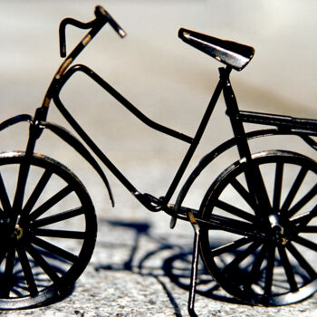 Photographie intitulée "Le Petit Vélo" par Patrick Kessler, Œuvre d'art originale, Photographie numérique