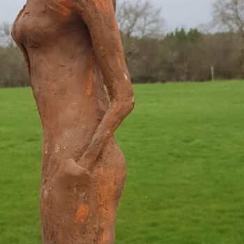 Sculpture titled "Nefer" by Patrick Lameynardie, Original Artwork, Clay