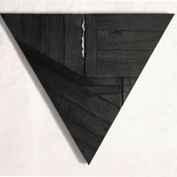 Painting titled "triangle-noir" by Shub, Original Artwork, Collages Mounted on Wood Stretcher frame
