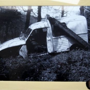 Photography titled "2CV CAMIONNETTE" by Patrick Montain, Original Artwork