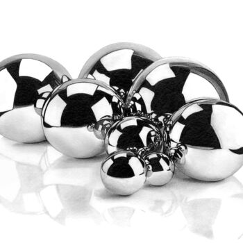 Рисунок под названием "Shiny Chrome Balls" - Paul Stowe, Подлинное произведение искусства, Карандаш