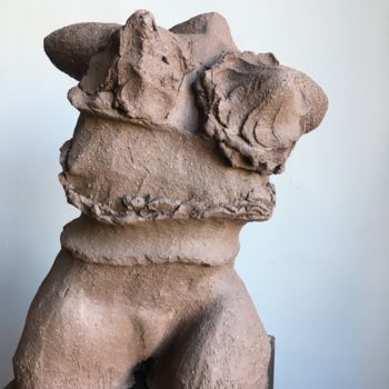 Sculpture intitulée "broken woman" par Paul Yves Poumay, Œuvre d'art originale, Terre cuite