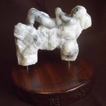 雕塑 标题为“Femme couchée” 由Pauline Balland, 原创艺术品, 石