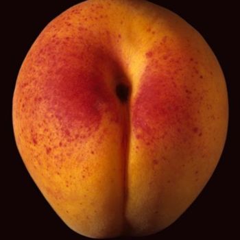 Fotografía titulada "Abricot sensuel" por Pierre Boillon, Obra de arte original, Fotografía analógica