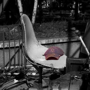 Photography titled "feria-hat-chair-01.…" by Pedro De La Montaña, Original Artwork