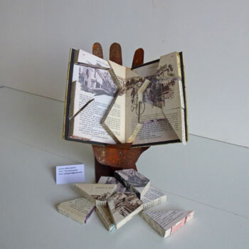 Skulptur mit dem Titel "Rompecabezas puzzle" von Pere Marti, Original-Kunstwerk, Papier