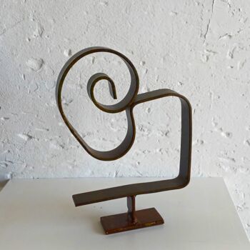 Sculpture titled "Oreille, orella" by Pere Marti, Original Artwork, Metals
