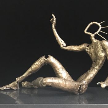 Escultura titulada "Unbroken" por Peter King, Obra de arte original, Bronce