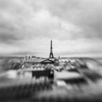 Fotografia intitulada "Tour Eiffel" por Nao Fujiwara, Obras de arte originais, Fotografia Não Manipulada