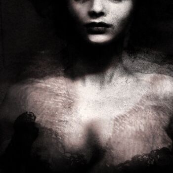 「Femme Fatale........」というタイトルのデジタルアーツ Philippe Berthierによって, オリジナルのアートワーク, 写真モンタージュ