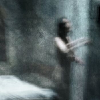 Photography titled "Je sors de mon lit.…" by Philippe Berthier, Original Artwork, Manipulated Photography
