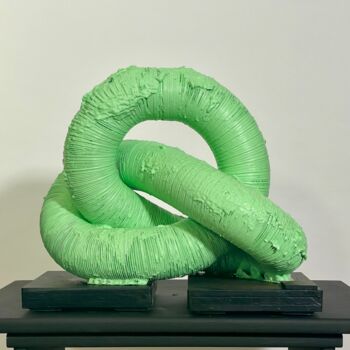 Скульптура под названием "GREEN TUBULAR KNOT" - Philippe Fares, Подлинное произведение искусства, Алюминий