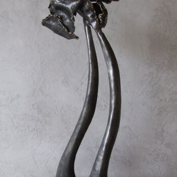 Skulptur mit dem Titel "à grands pas" von Philippe Fautrez, Original-Kunstwerk