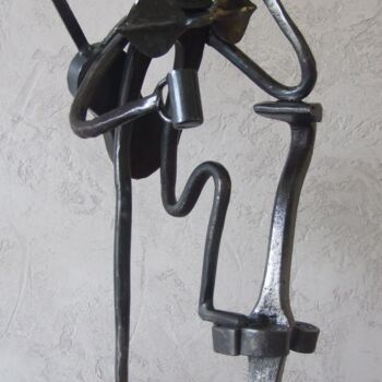 Sculpture titled "mistral-perdant." by Philippe Fautrez, Original Artwork, Metals