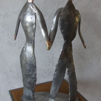 Escultura intitulada "le-couple." por Philippe Fautrez, Obras de arte originais, Metais