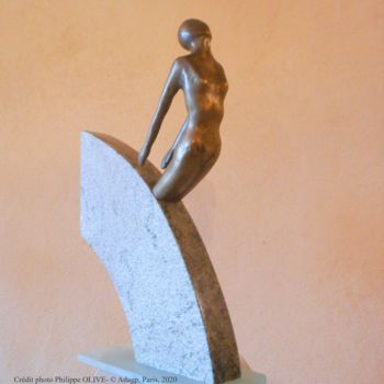 Sculpture titled "EVEIL" by Philippe Olive, Original Artwork, Bronze