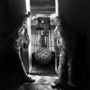 Digital Arts titled "CONFINEMENT - CONTA…" by Philippe Renou, Original Artwork, Photo Montage