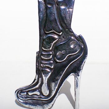Sculpture titled "Talon haut" by Philippe Rocca, Original Artwork
