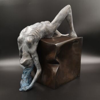 Скульптура под названием "Liriope mère de Nar…" - Philippe Rude, Подлинное произведение искусства, Бронза