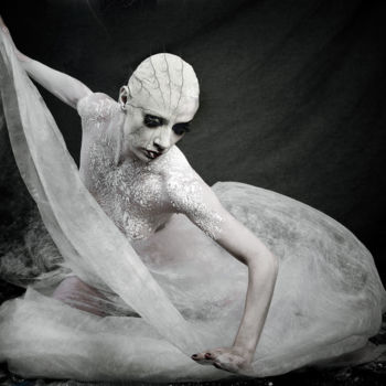 Fotografia zatytułowany „Dance Macabre” autorstwa Philippe Bousseau, Oryginalna praca, Fotografia cyfrowa