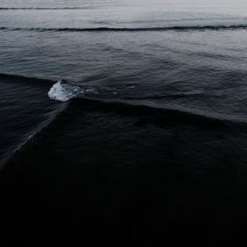 Fotografia zatytułowany „The wall of waves (…” autorstwa Alain Romeas (PhotoAR), Oryginalna praca, Fotografia cyfrowa Zamont…
